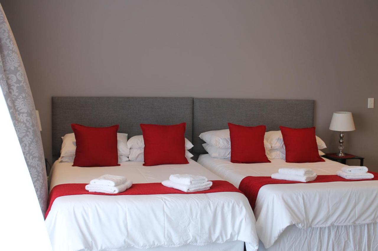 Phoenix Lodge And Waterside Accommodation Knysna Exterior foto